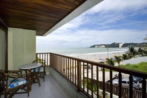 Family Apartment | Balcony - Blue Marlin Apartments (Natal)