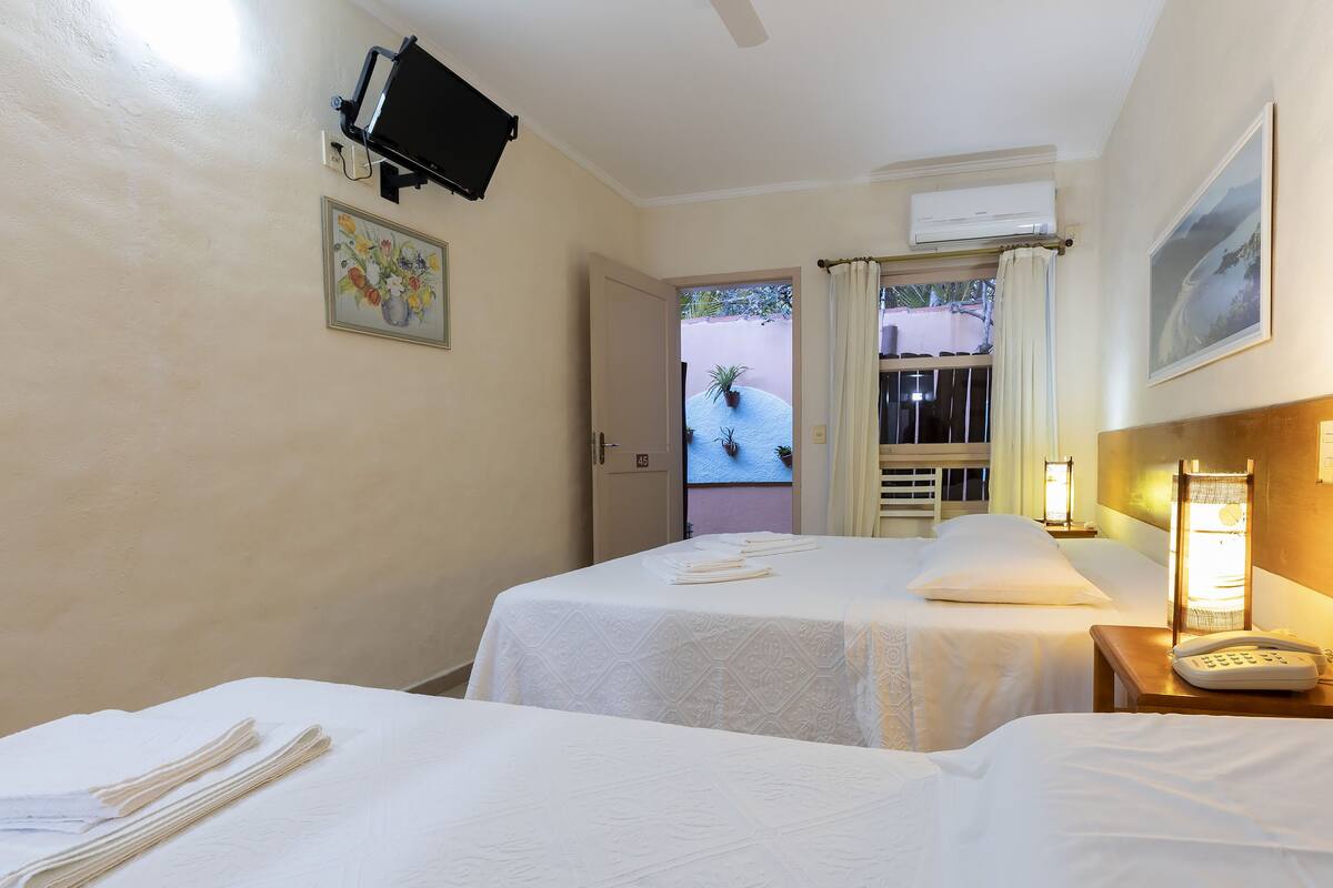 luxury triple room  | pillow-top beds, minibar, in-room safe, individually decorated
