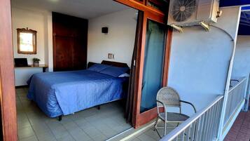 Habitació doble superior, balcó | Minibar, caixa forta a l'habitació, wifi gratuïta i roba de llit