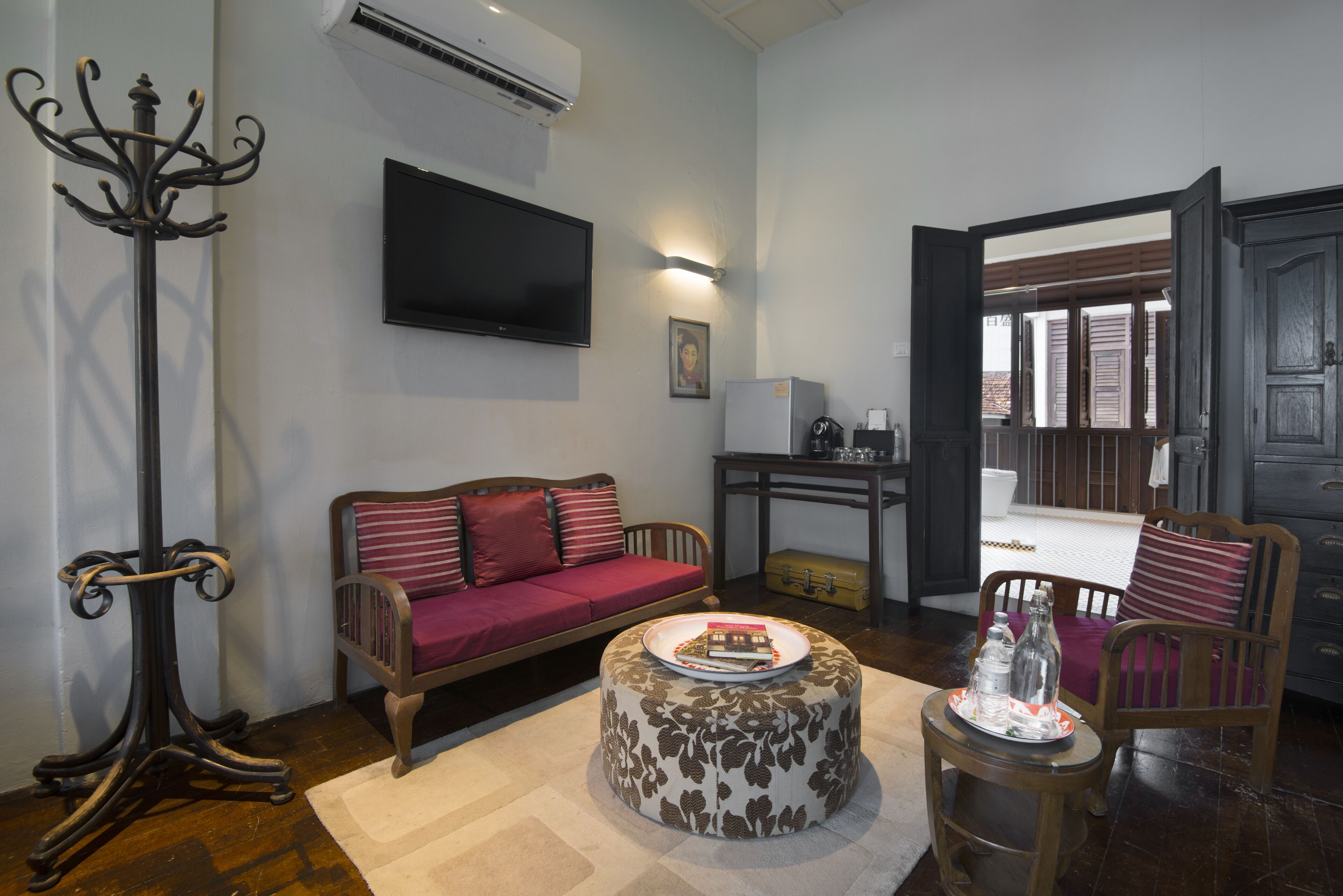 noordin suite | 1 bedroom, in-room safe, desk, iron/ironing board