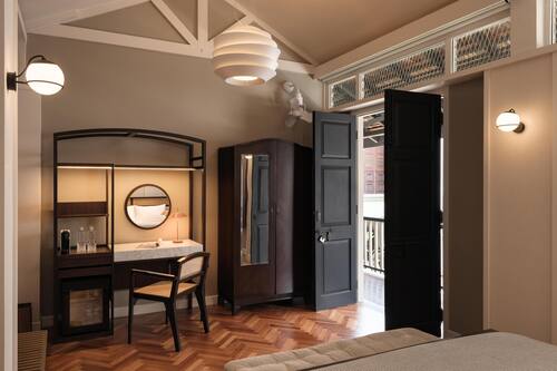 Mews Standard Room | Living area
