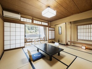 Caja de seguridad en la habitación y wifi gratis