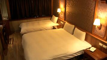 Blackout curtains, free WiFi, bed sheets