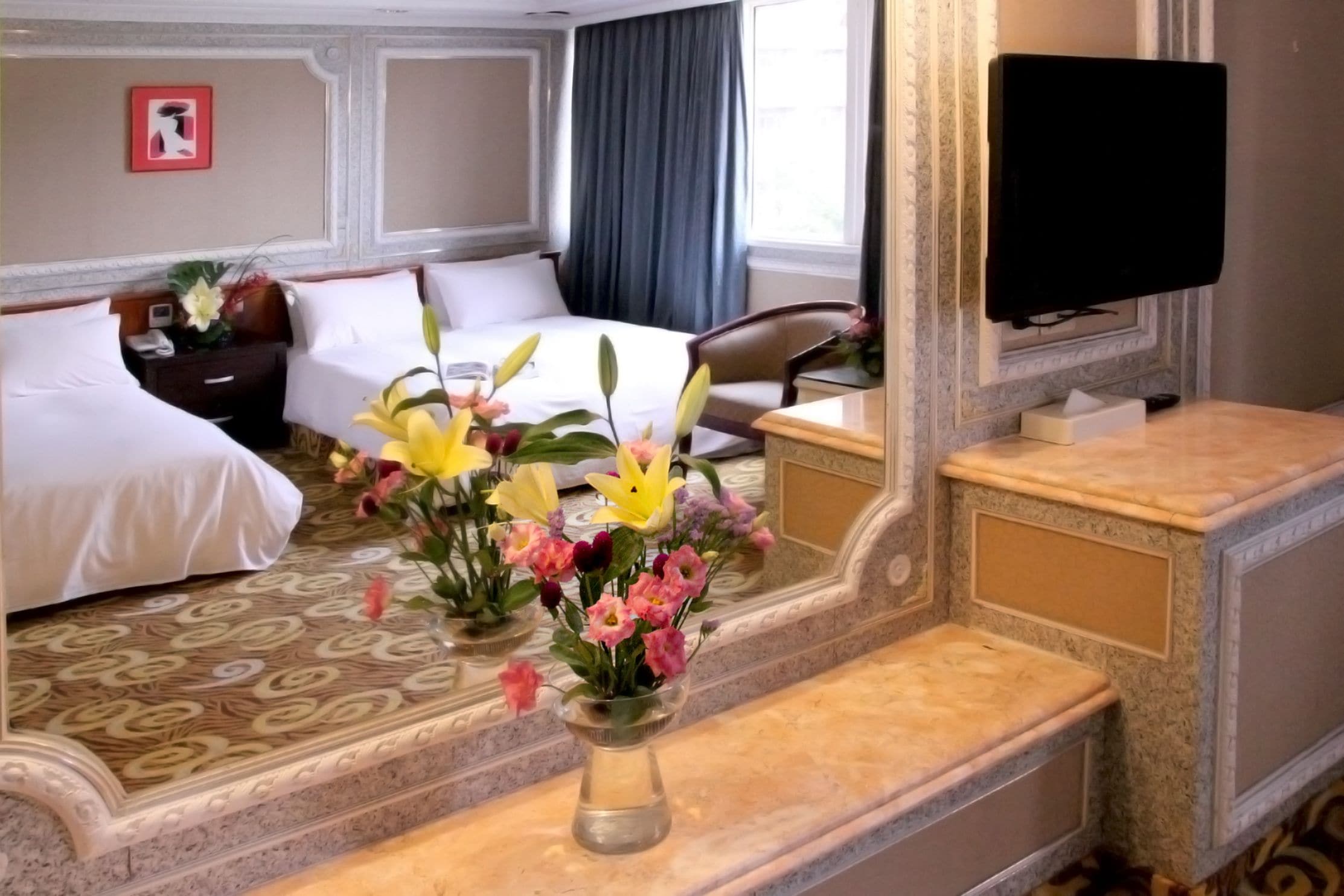 Minibar, Wi-Fi gratuit, draps fournis