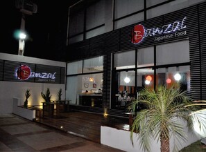 Desayuno completo incluido todos los días 