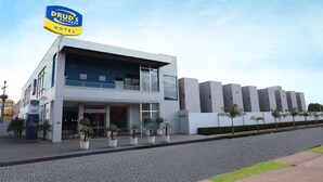 Property entrance - Druds Express (Tres Lagoas)