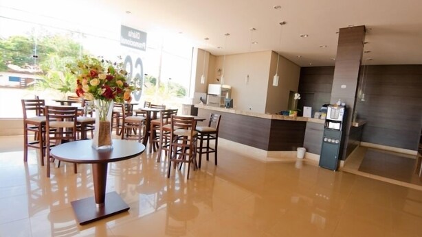 Dining - Druds Express (Tres Lagoas)