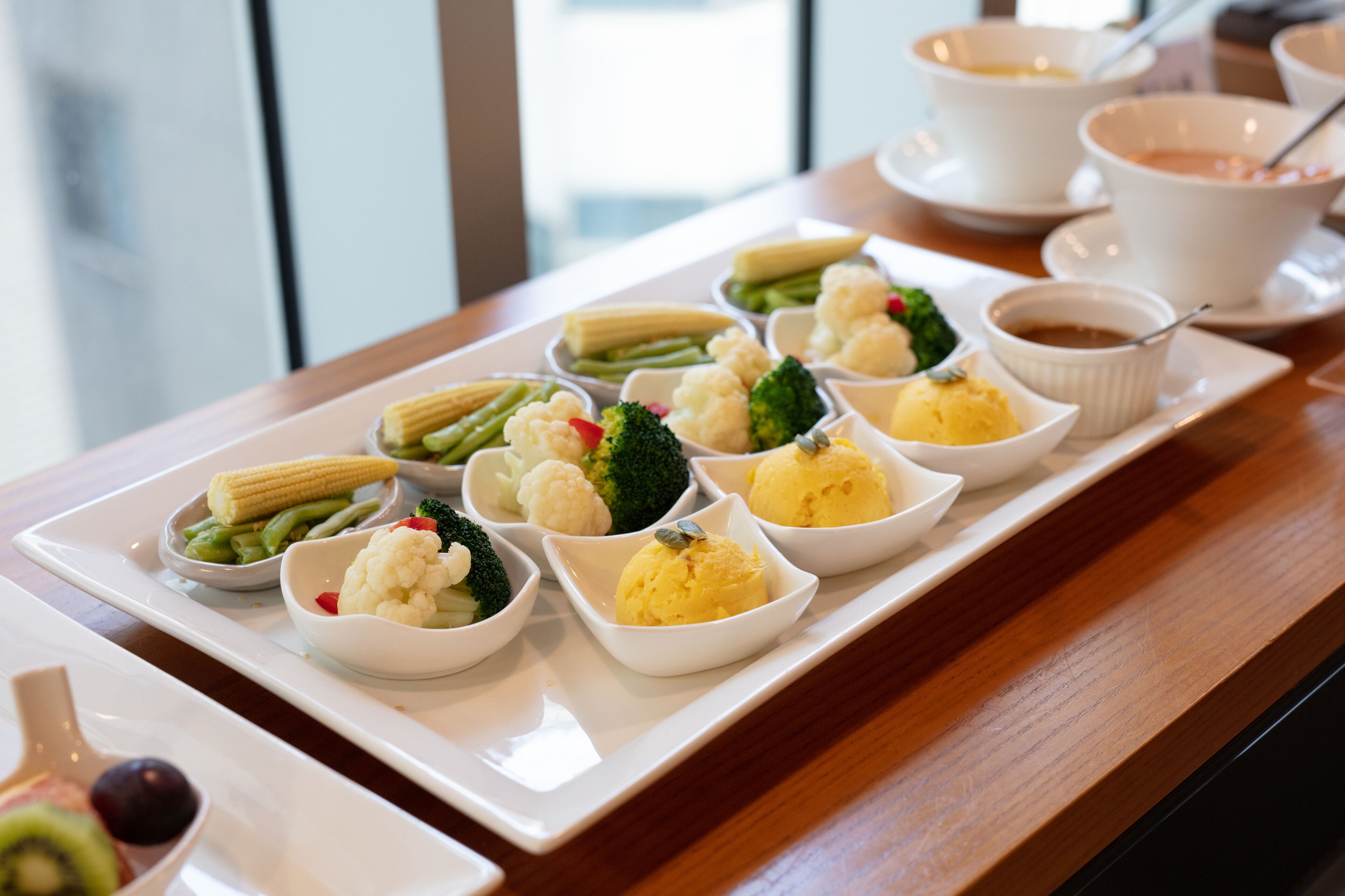 daily self-service breakfast (twd 320 per person)