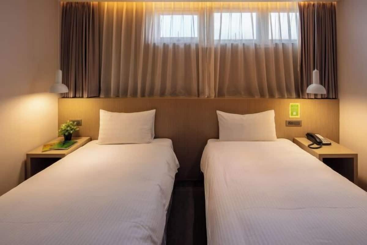Soundproofing, iron/ironing board, free WiFi, bed sheets