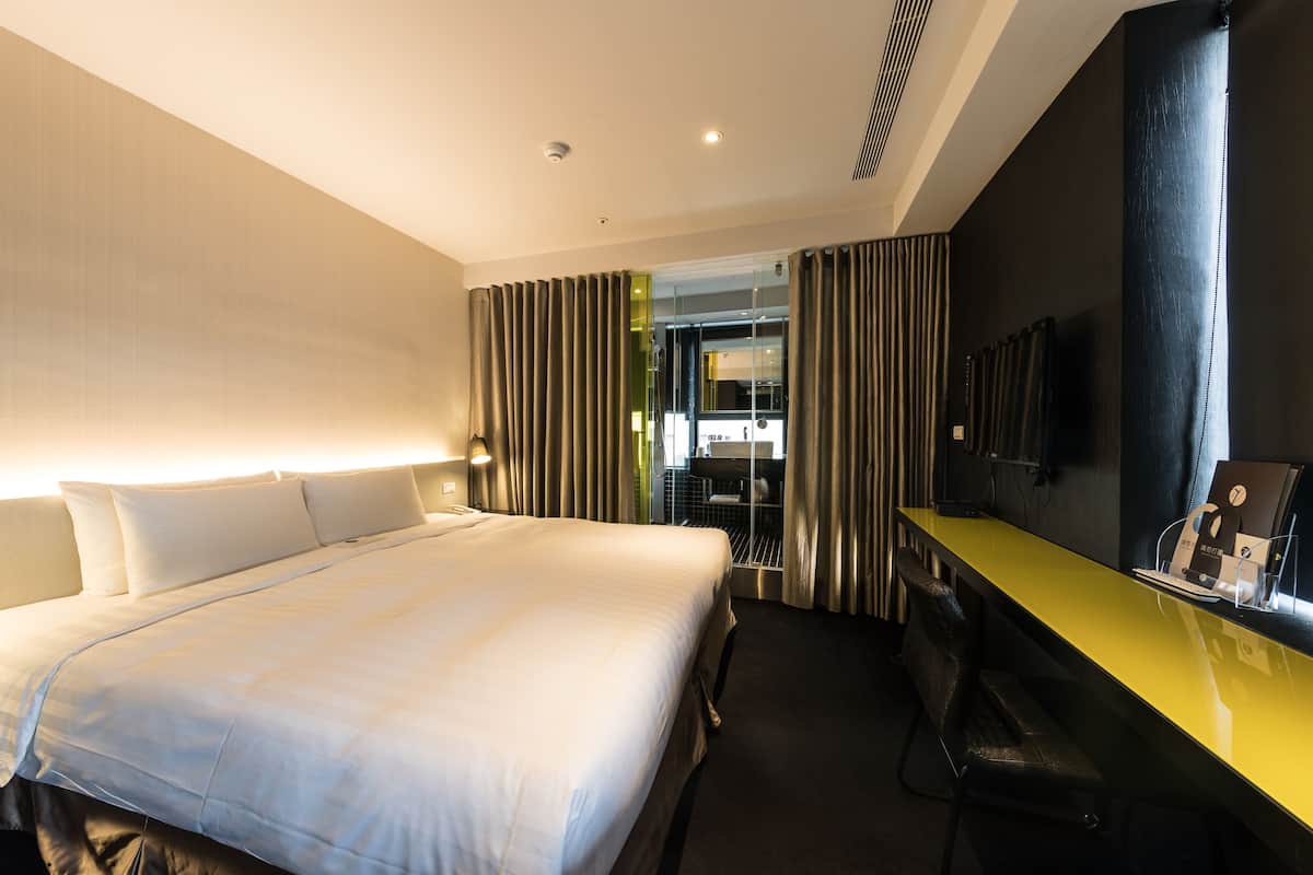 Desk, iron/ironing board, free WiFi, bed sheets