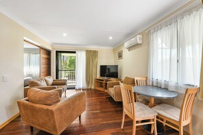 Smart TV 50 polegadas com canais digitais, TV, serviços de streaming