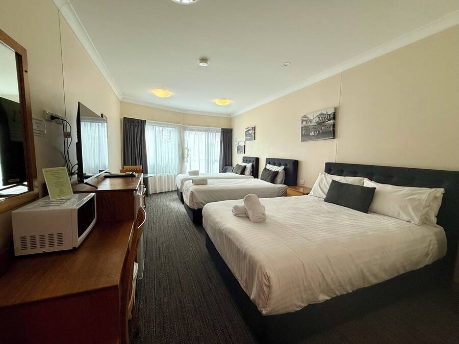 Deluxe-Vierbettzimmer