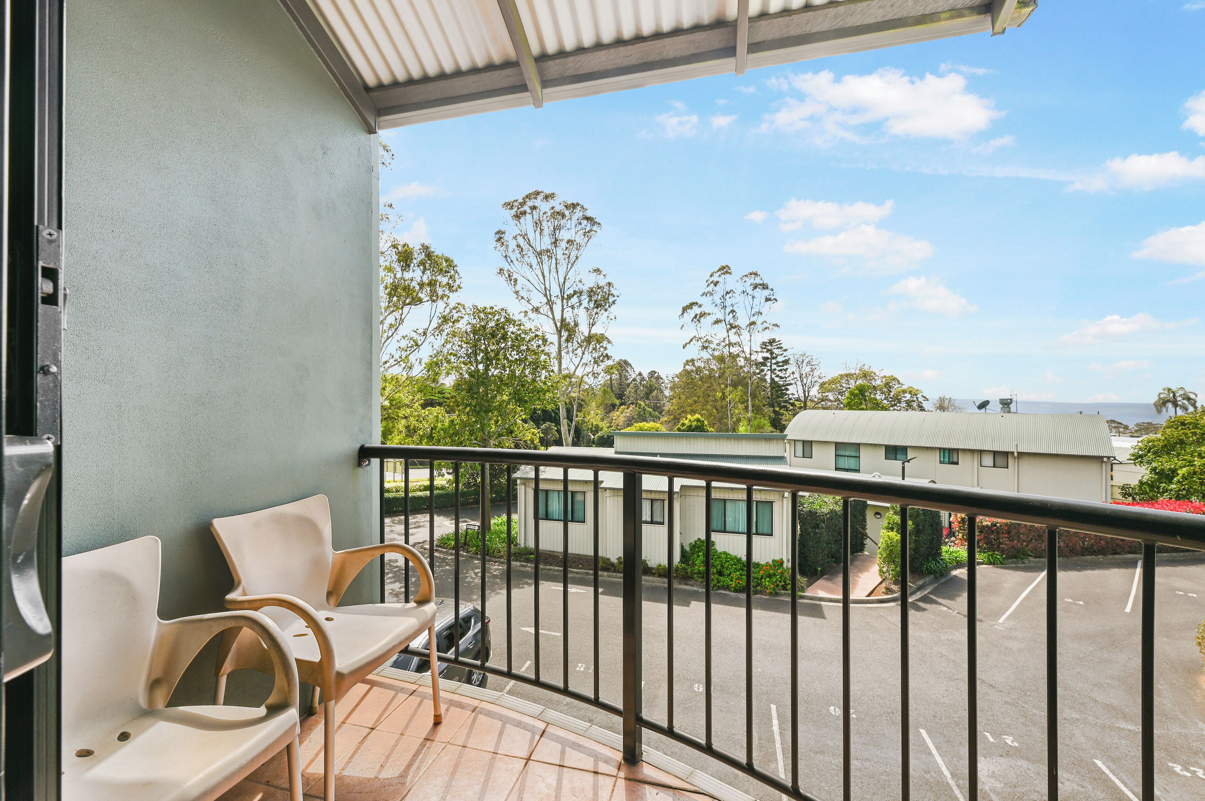 Deluxe King Room | Terrace/patio