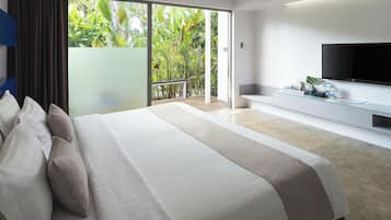 Deluxe PLUS with Terrace | 1 bedroom, minibar, in-room safe, blackout curtains