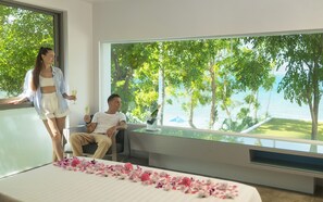 Minibar, in-room safe, blackout curtains, free WiFi - Explorar Koh Phangan - Adults Only Resort and Spa (Ko Pha-ngan)
