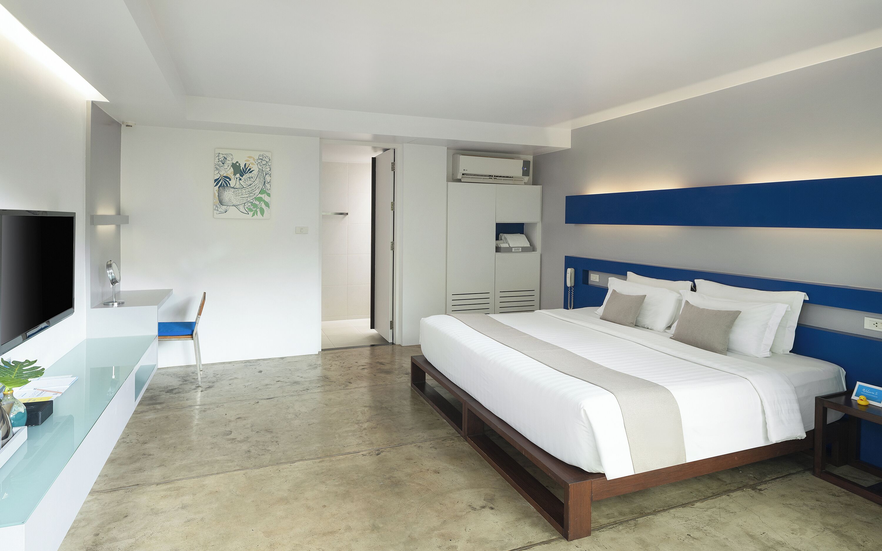 Deluxe PLUS with Terrace | 迷你吧、房內夾萬、遮光窗簾/窗簾、免費 Wi-Fi