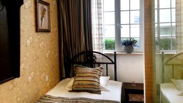 Down duvets, minibar, desk, blackout curtains
