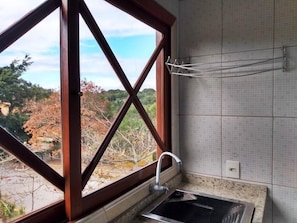 Luxury Apartment, 2 Bedrooms, Kitchen (Junior I) | Laundry - Chácara Rio Jordão (Florianópolis)