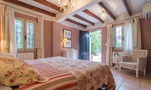 Dobbeltrom – standard | Safe på rommet, individuelt dekorert og individuelt innredet