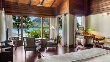 Villa, 2 Bedrooms, Ocean View (Enchanted Pool Villa)