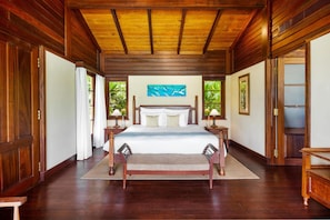 Villa, 1 Bedroom, Private Pool | Hypo-allergenic bedding, down duvets, minibar, in-room safe