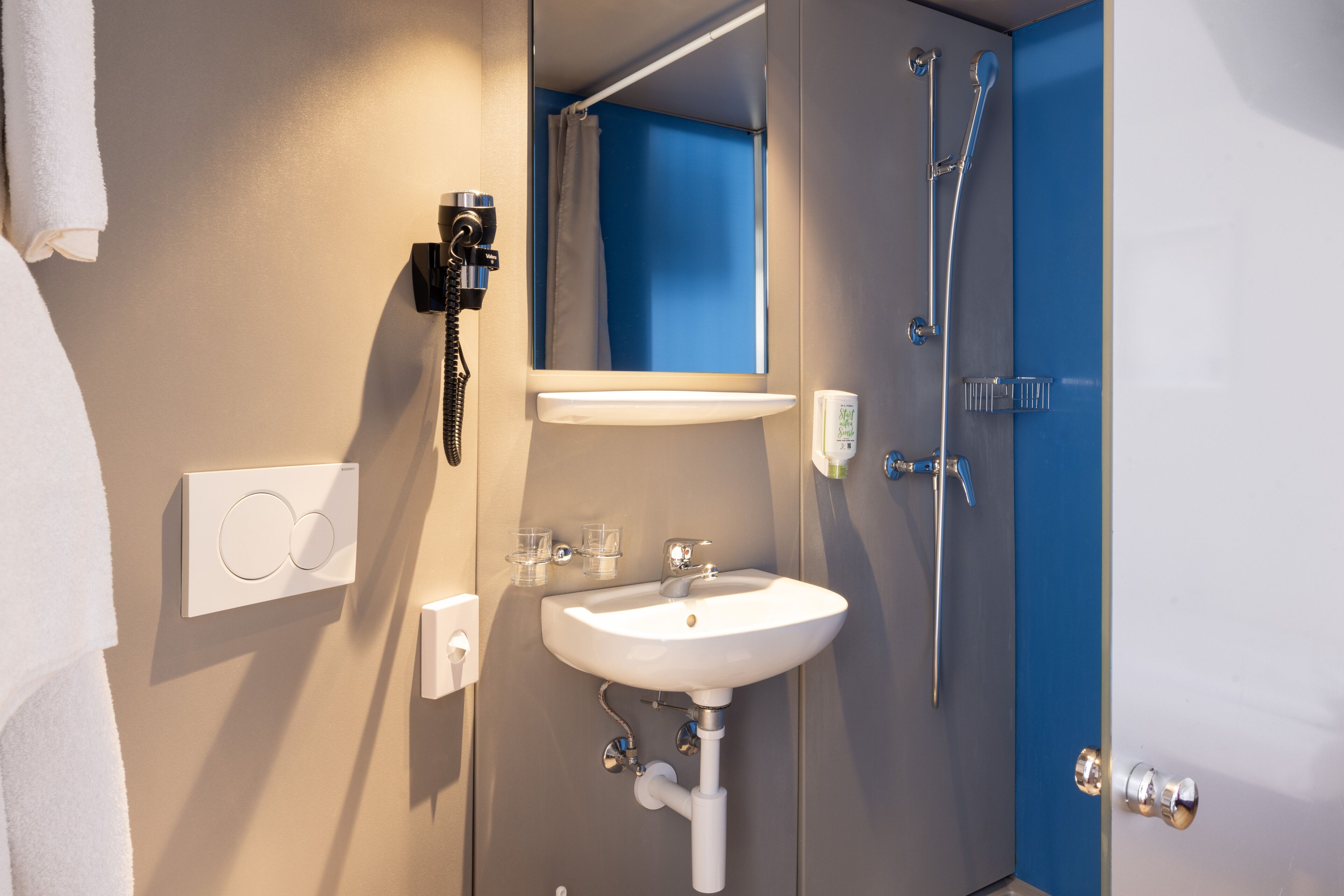 Photo - Fred Guest House Hauptbahnhof - Self Check-in