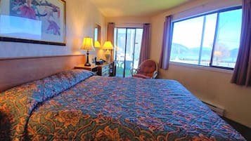 Rom – deluxe | Skrivebord, strykejern/-brett, wi-fi (inkludert) og sengetøy