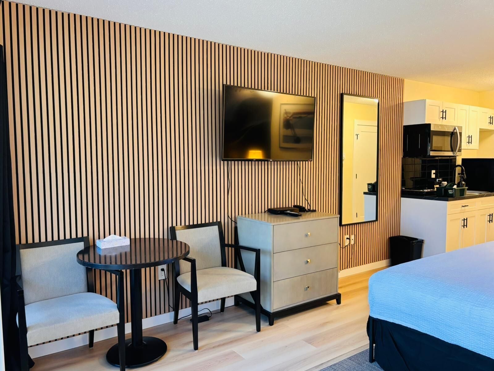 Premium Renovated Ocean View King Suite | Desk, iron/ironing board, free WiFi, bed sheets