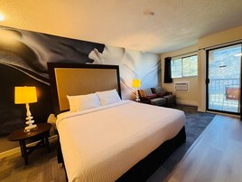 Premium Renovated Ocean View King Suite | Sistem Pemanasan