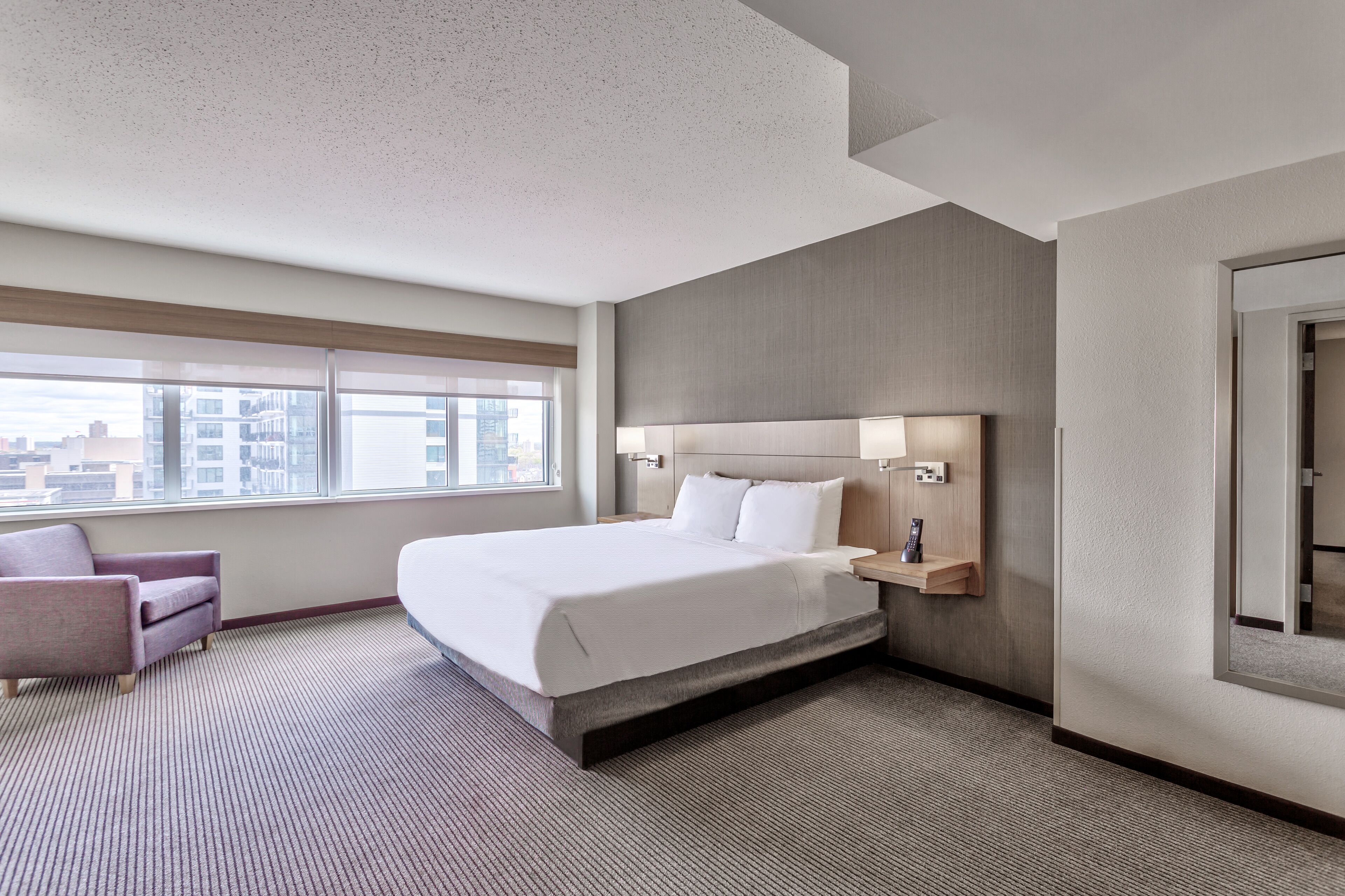 2 bedrooms, premium bedding, in-room safe, desk