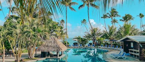 Outdoor pool, sun loungers