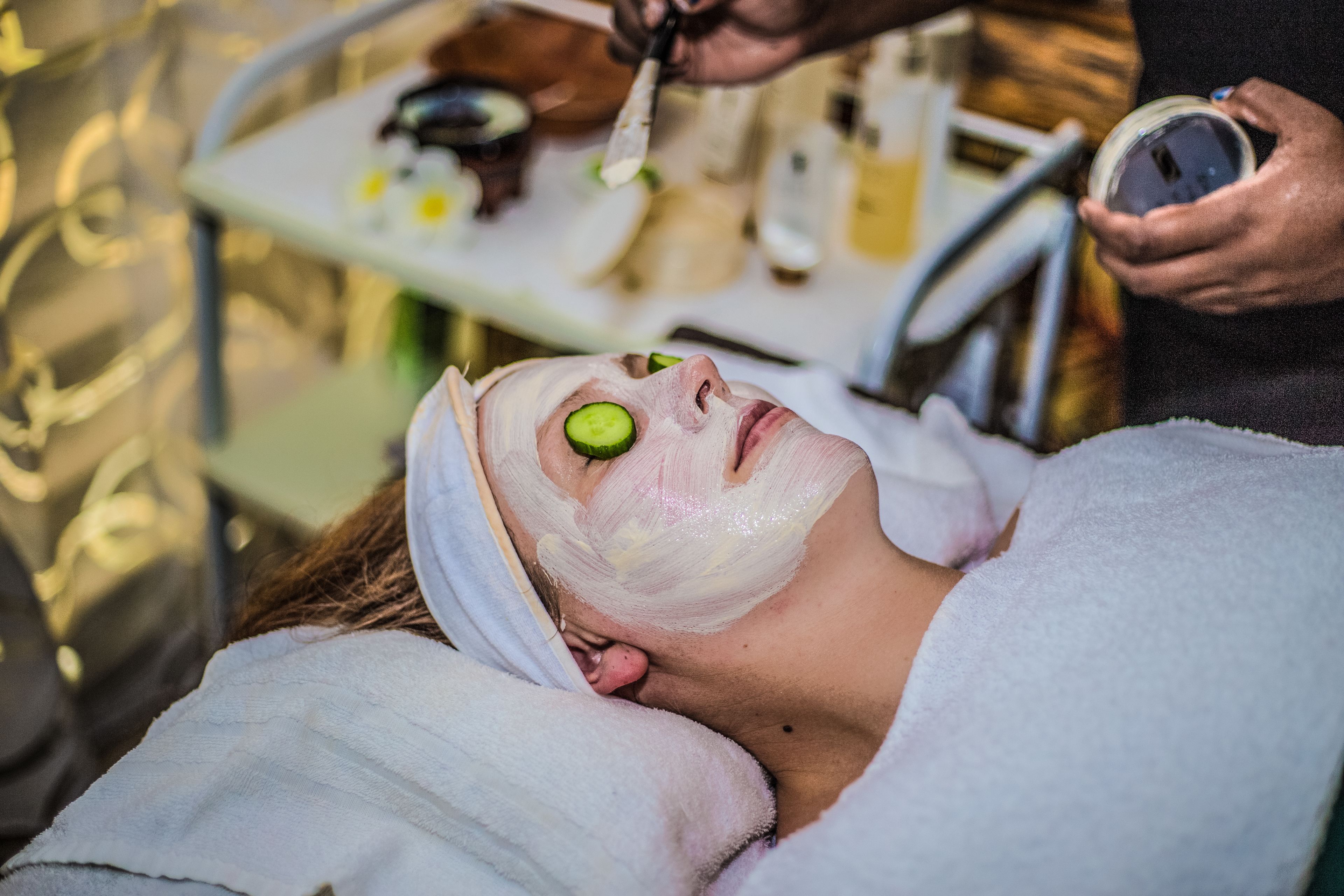 couples treatment room(s), body treatments, hot stone massages