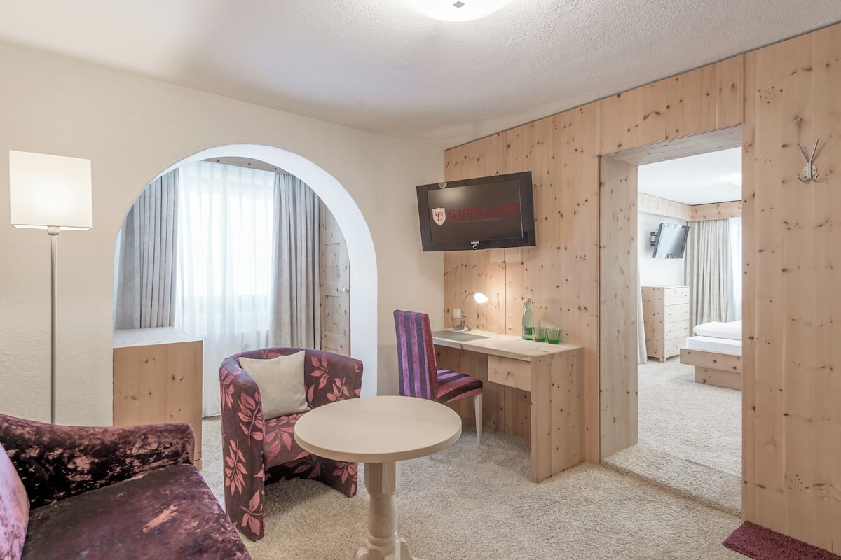 Standard Suite, Balcony, Mountain View | In-room safe, desk, soundproofing, free WiFi