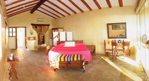 Suite Deluxe, 1 très grand lit, vue piscine