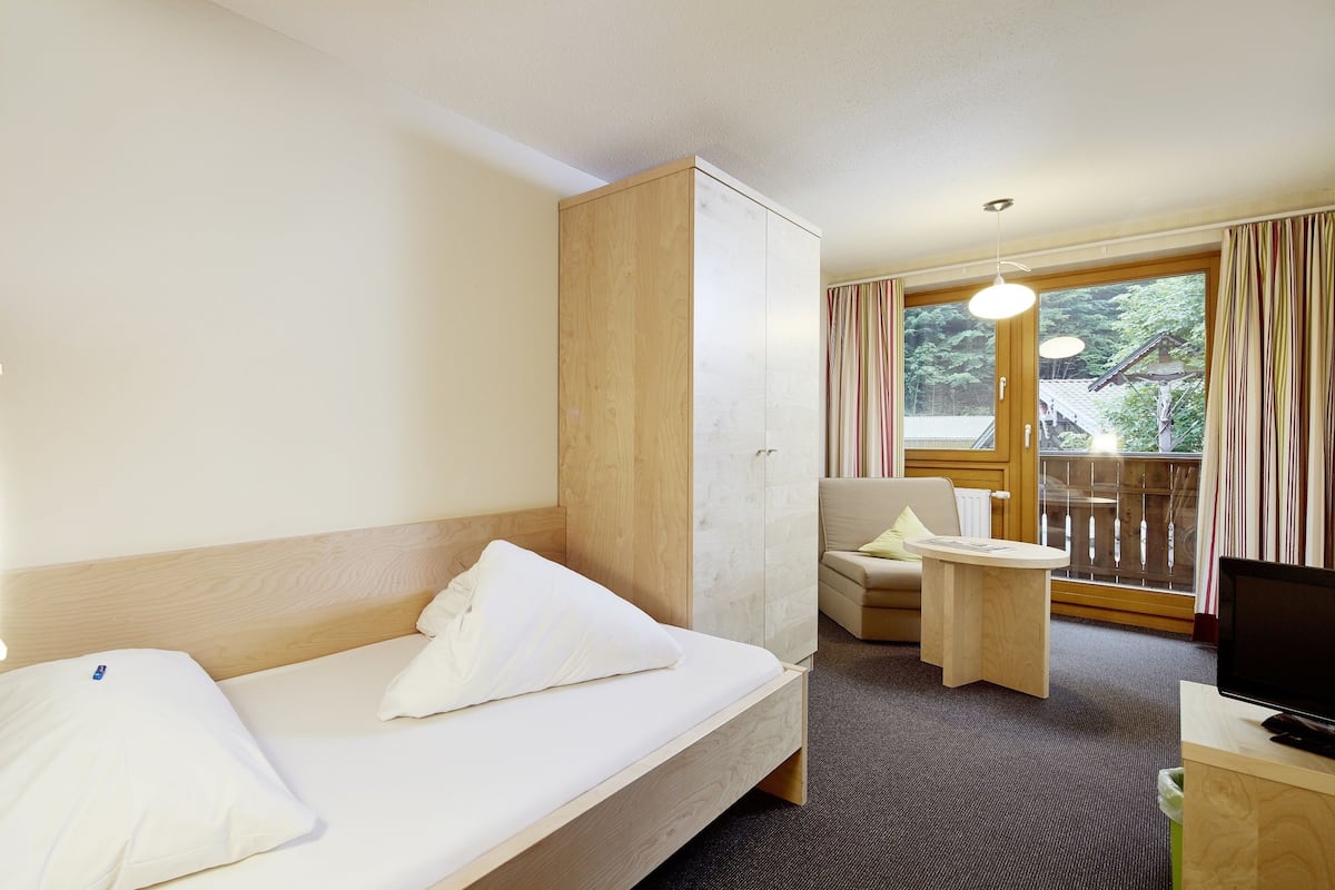 Standard Single Room, 1 Twin Bed | Hypo-allergenic bedding, free WiFi, bed sheets