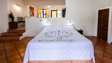 Superior Studio, 1 Bedroom | In-room safe, iron/ironing board, free WiFi, bed sheets