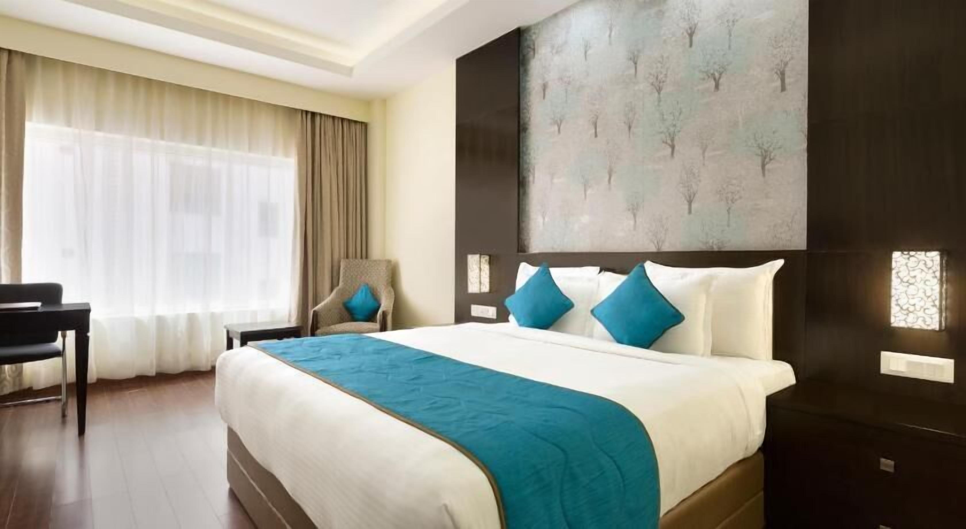 1 bedroom, in-room safe, desk, laptop workspace