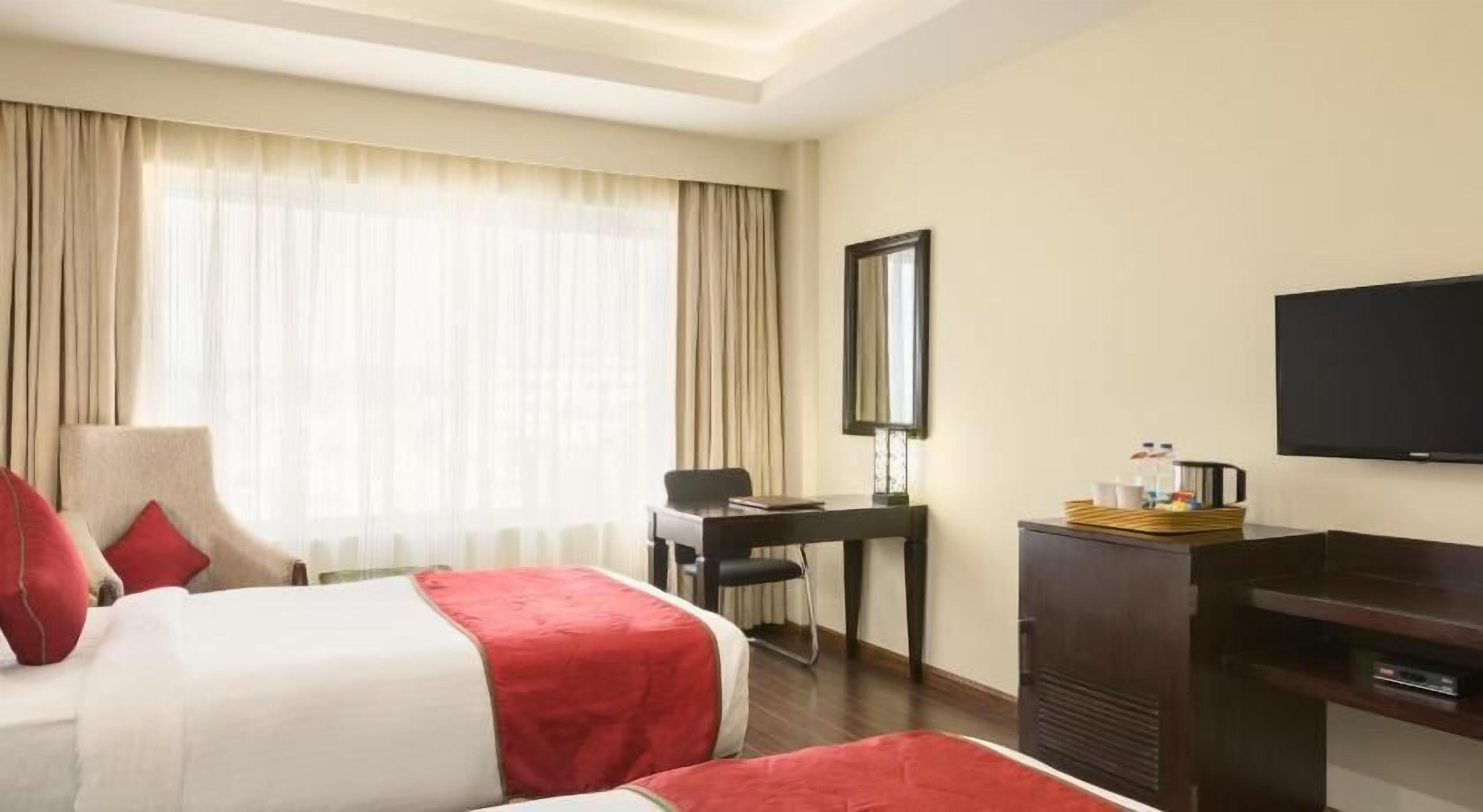 1 bedroom, in-room safe, desk, laptop workspace