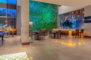 2 bars/lounges, poolside bar - Sheraton San Jose Hotel, Costa Rica (San Rafael)
