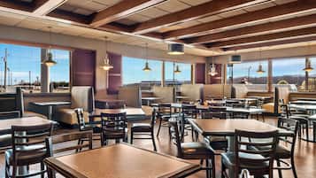 Free daily full breakfast