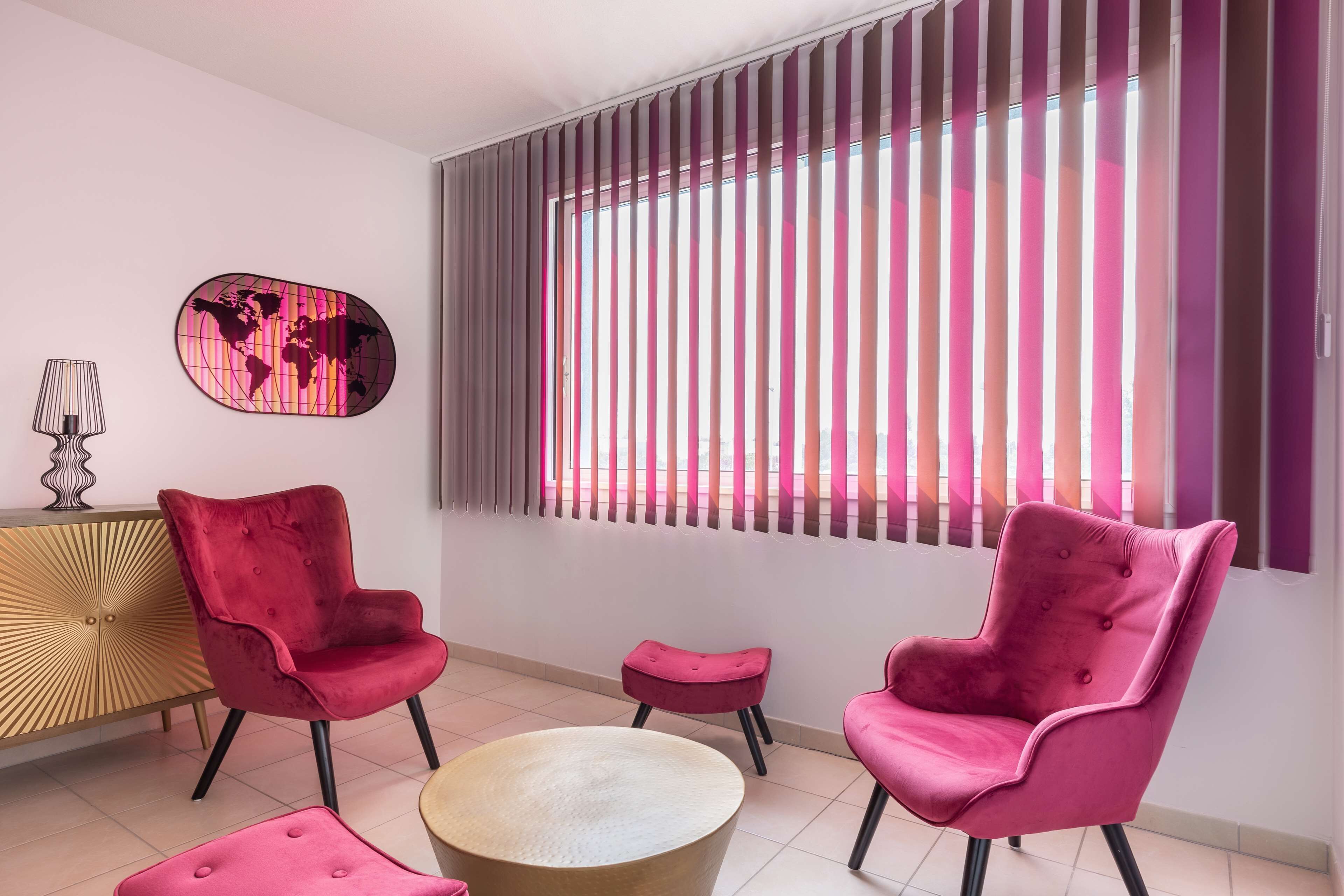 executive room, 1 king bed, non smoking | premium bedding, desk, laptop workspace, soundproofing