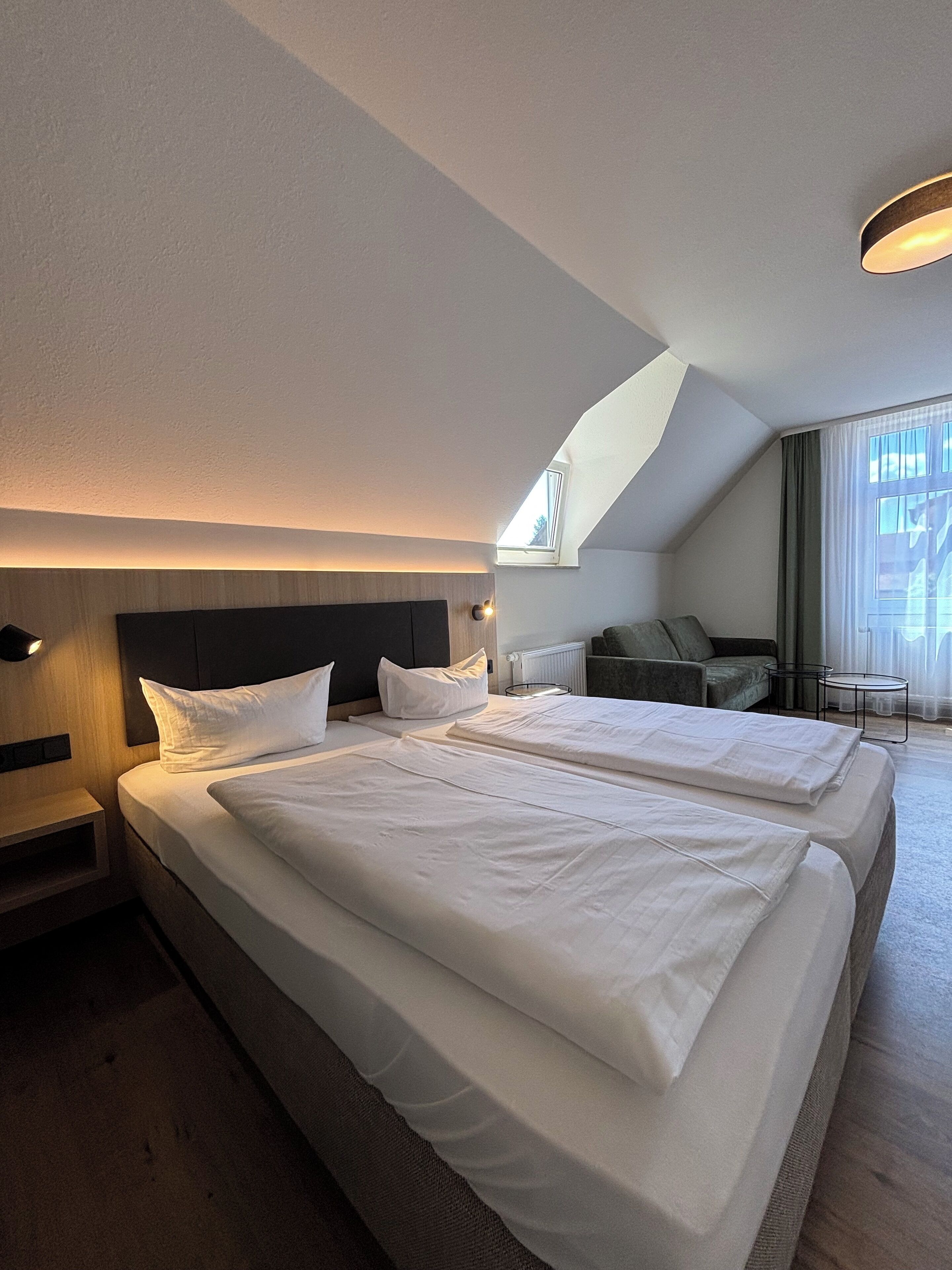 comfort double room | 1 bedroom, minibar, in-room safe, desk