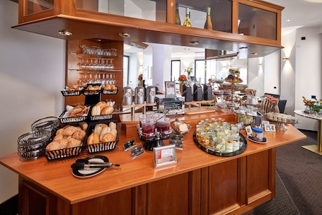 Restaurant. Hotel Heidelberger Hof