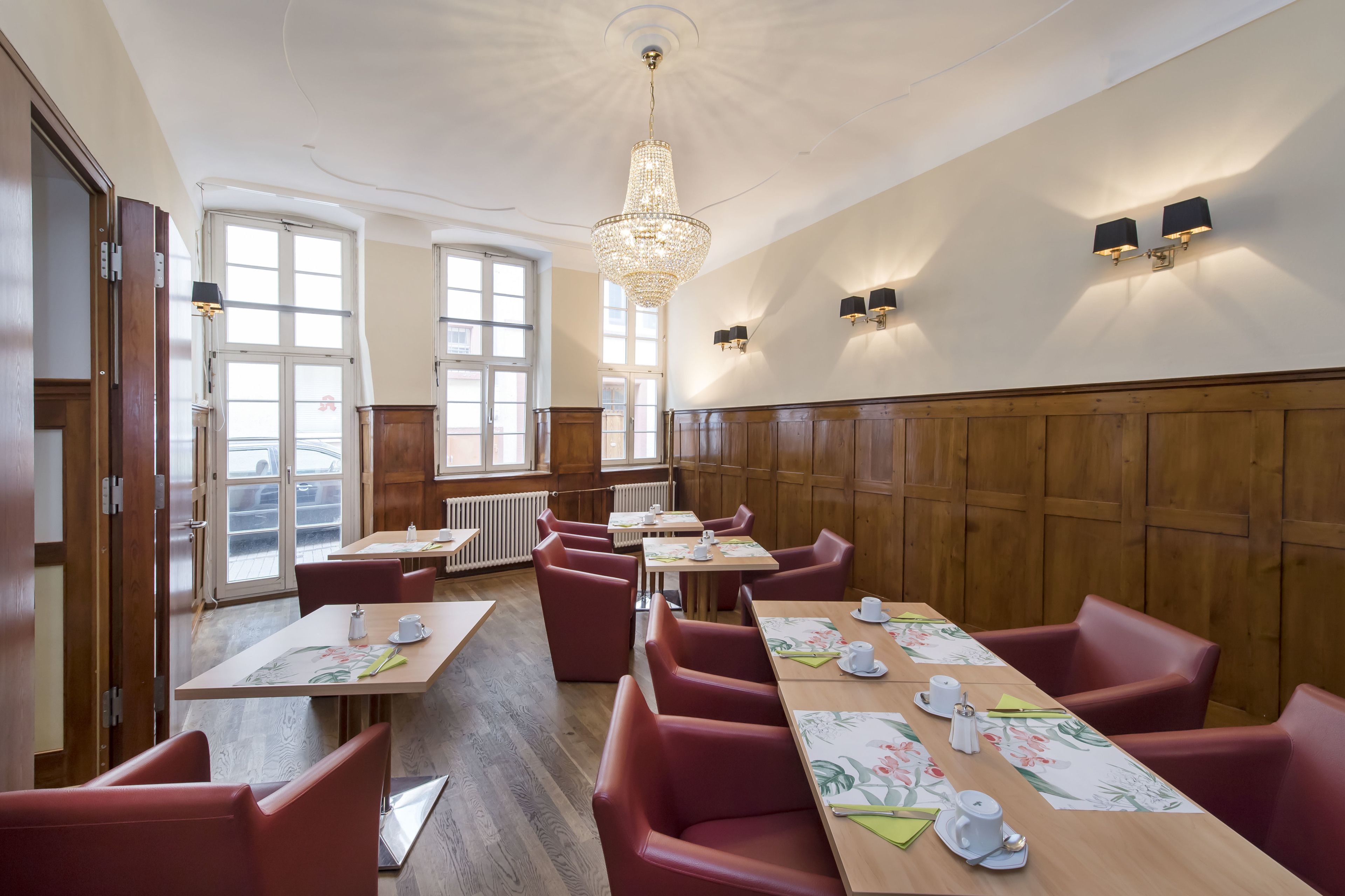 daily buffet breakfast (eur 20 per person)