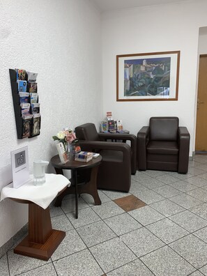 Reception - Hotel Zentrum Hannover (Hannover)