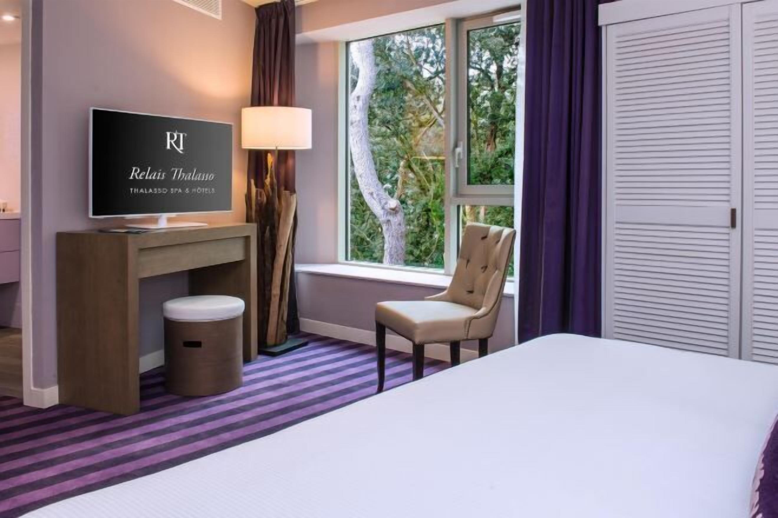 In-room safe, blackout curtains, soundproofing, free WiFi