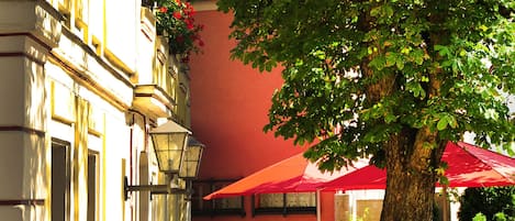 Restauration extérieure