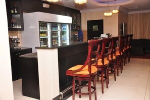 酒吧（店内）