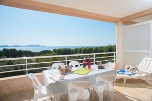 Terrace/patio - Résidence Arinella (Lumio)