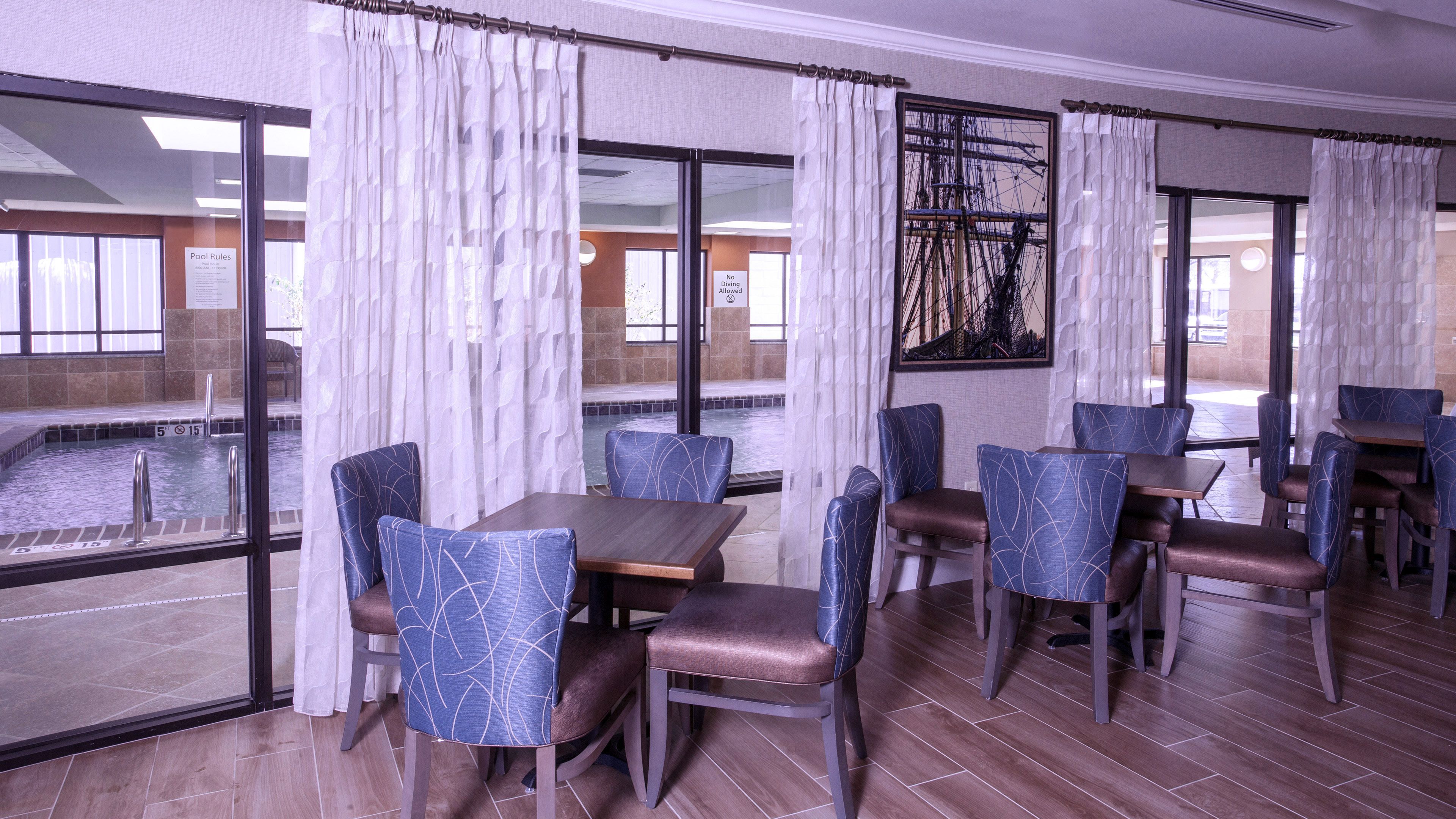 free daily continental breakfast